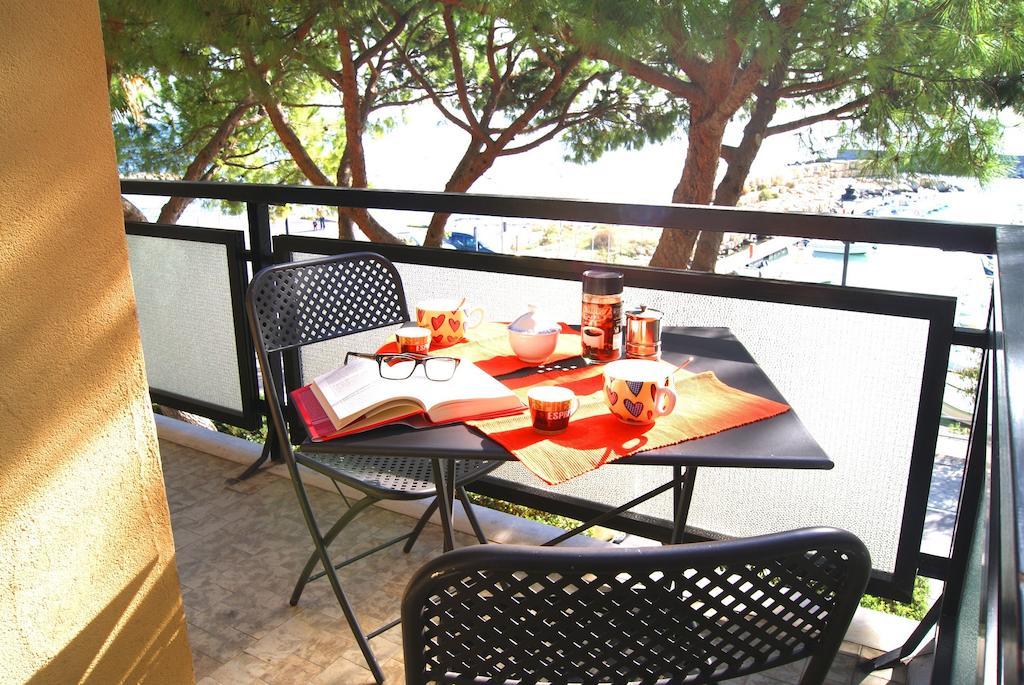 La Terrazza Tra Pini E Mare Appartement San Bartolomeo Al Mare Kamer foto