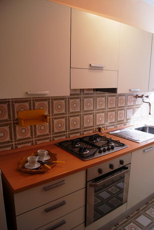 La Terrazza Tra Pini E Mare Appartement San Bartolomeo Al Mare Kamer foto